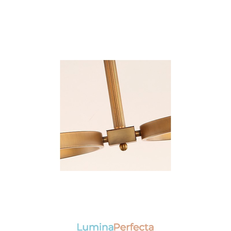 Candelabru de lumină