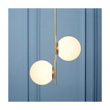 Pictură rustică pentru designeri. Candelabru cu 2 becuri Pictură rustică pentru designeri. Candelabru cu 2 becuri