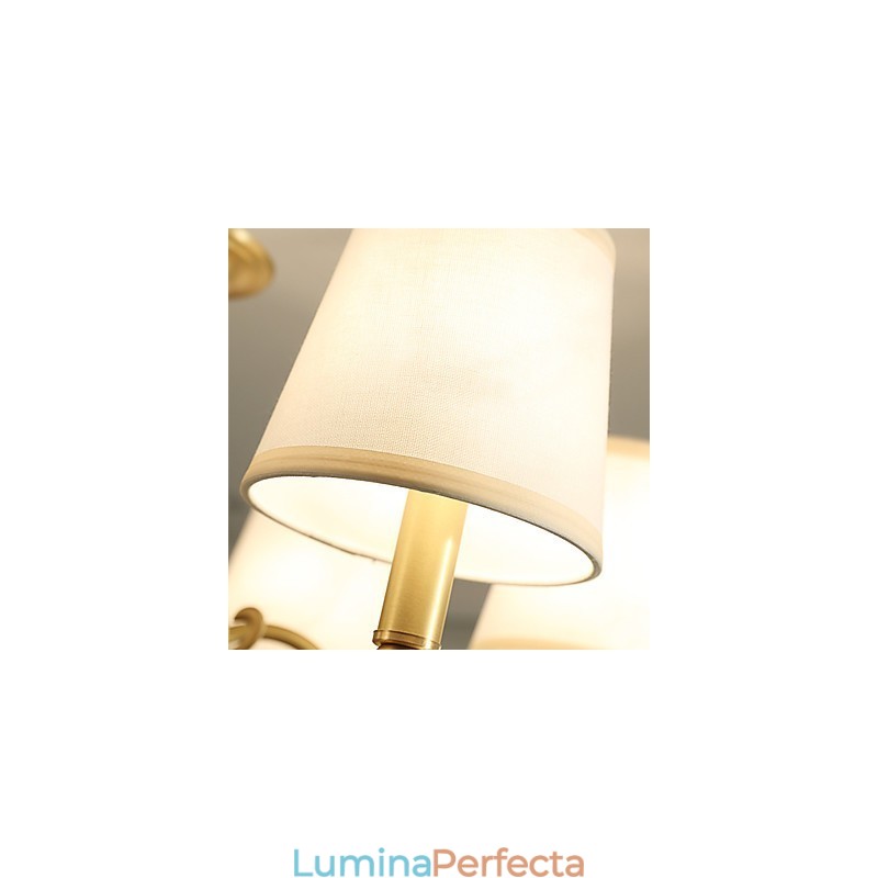 Caracteristică tradițională clasică din alamă, pentru candelabru din metal cu 3 becuri în stil mini