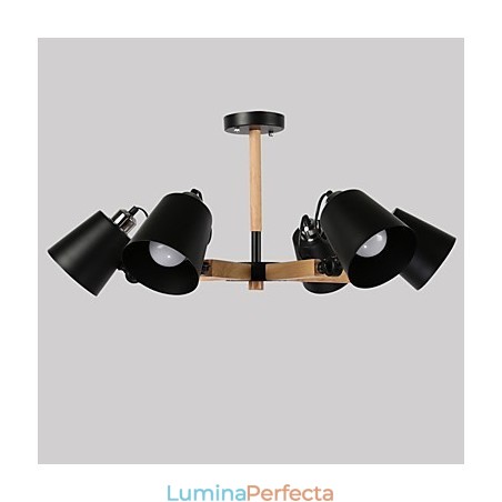 Caracteristică de pictură vintage pentru candelabru metalic