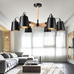 Caracteristică de pictură vintage pentru candelabru metalic