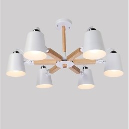 Caracteristică de pictură vintage pentru candelabru metalic