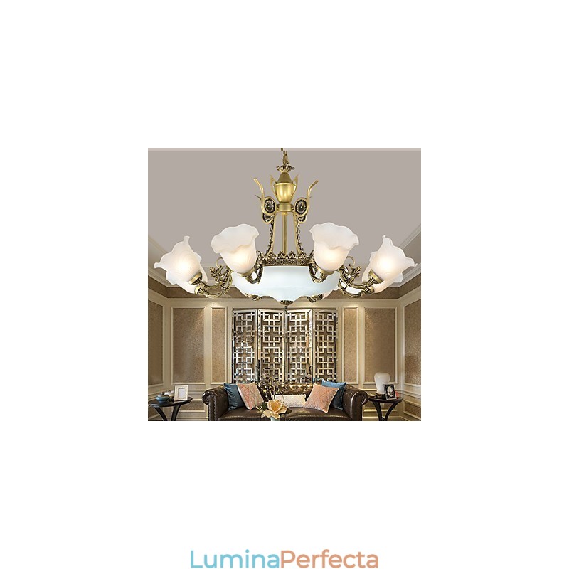 Caracteristica de pictură clasică tradițională pentru candelabru din metal în stil mini