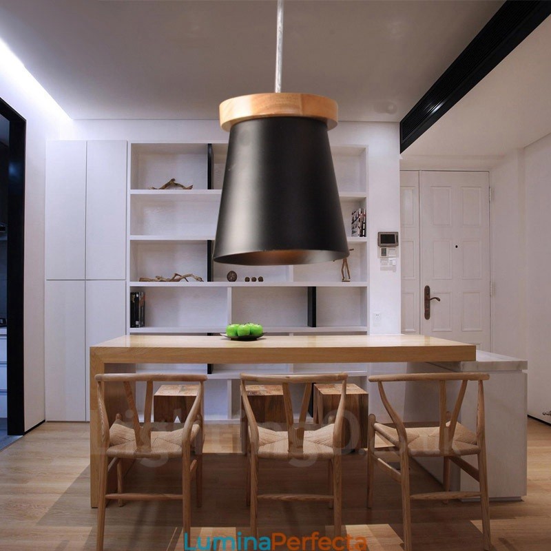 1 Lumină suspendată din lemn deschis modern și contemporan în stil nordic cu abajur din fier