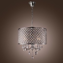 Candelabru tradițional din metal cromat din cristal