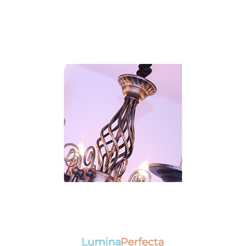 Candelabru din metal al altor designeri retro stil lumânare