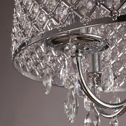 Candelabru tradițional din metal cromat din cristal