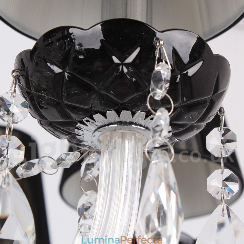 Candelabru contemporan cu 8 lumini, negru periat K9, în stil lumânare de cristal