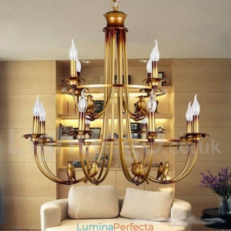 Candelabru în stil retro cu 12 lumini Candelabru în stil retro cu 12 lumini