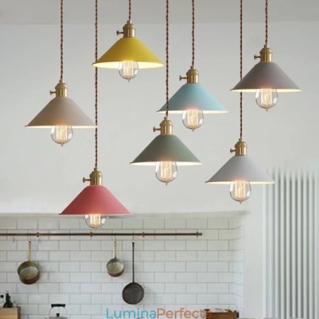 Lampă suspendată modernă, contemporană, din oțel, cu abajur din oțel Lampă suspendată modernă, contemporană, din oțel, cu abajur din oțel