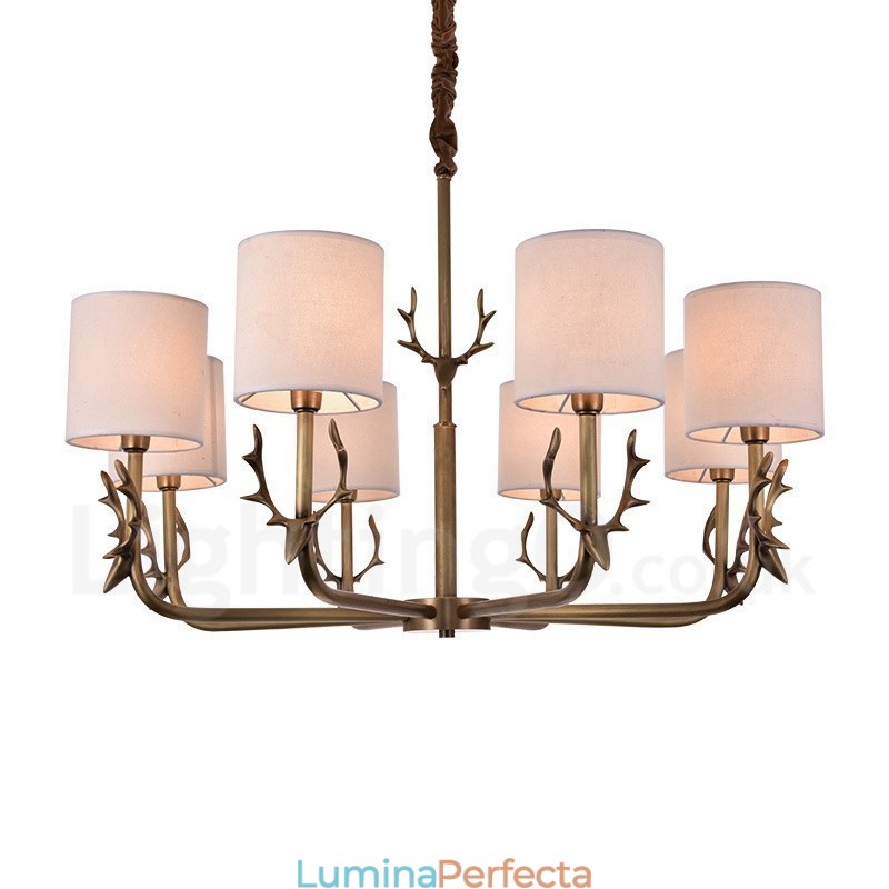 Candelabru din alamă Rustic Lodge cu 8 lumini și abajur din material textil