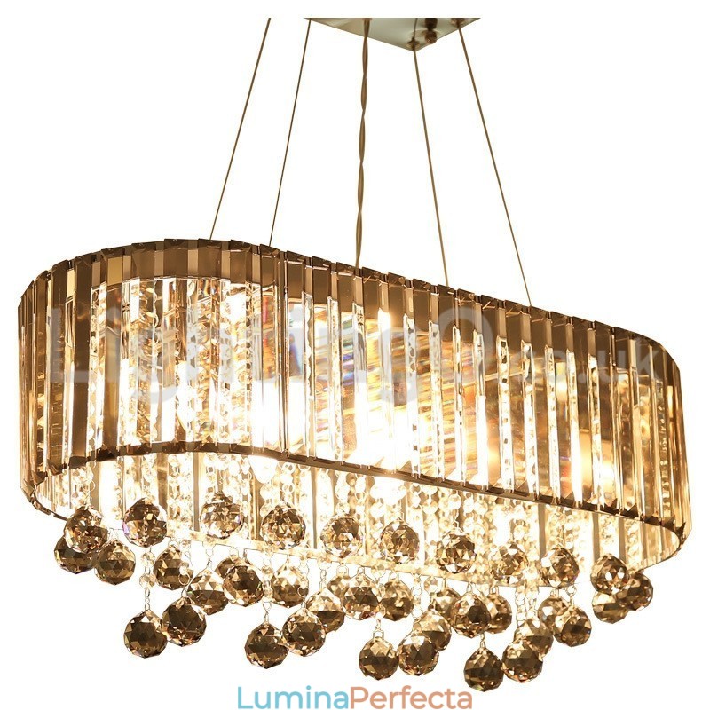 Candelabru dreptunghiular de cristal la preț accesibil