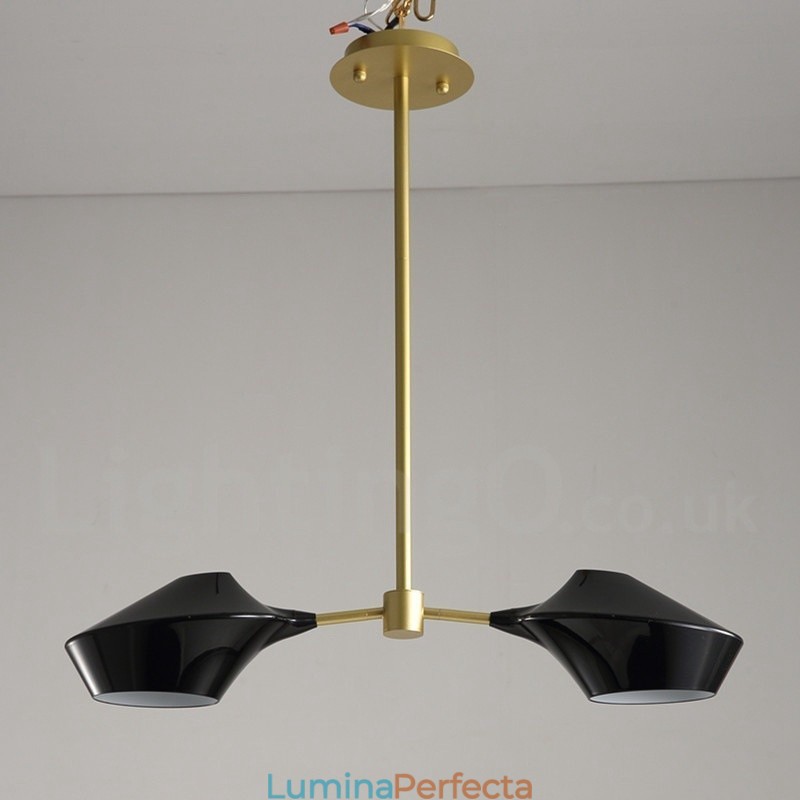 Candelabru din țeavă modern și contemporan cu nuanțe acrilice alb-negru
