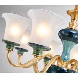 Candelabru cu pandantiv din alamă, retro, vintage, din ceramică, cu abajururi de sticlă