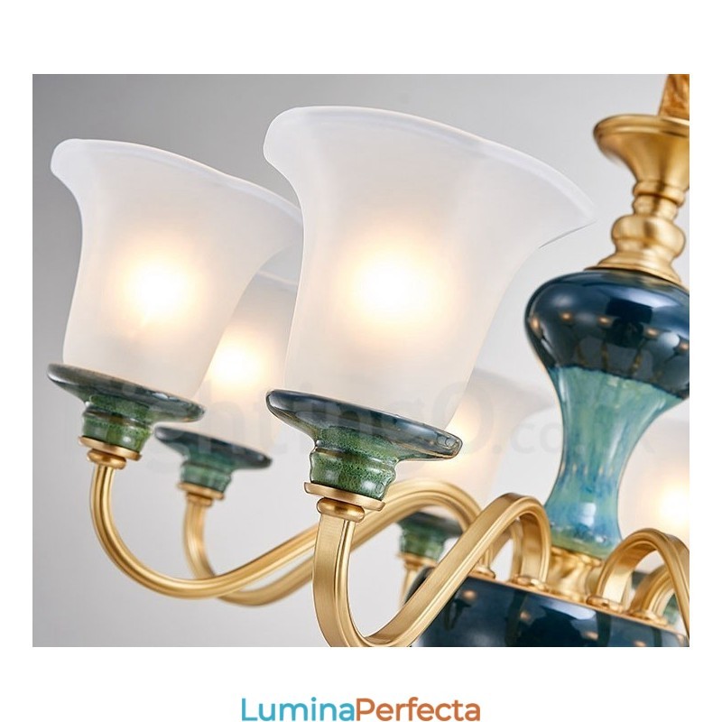 Candelabru cu pandantiv din alamă, retro, vintage, din ceramică, cu abajururi de sticlă