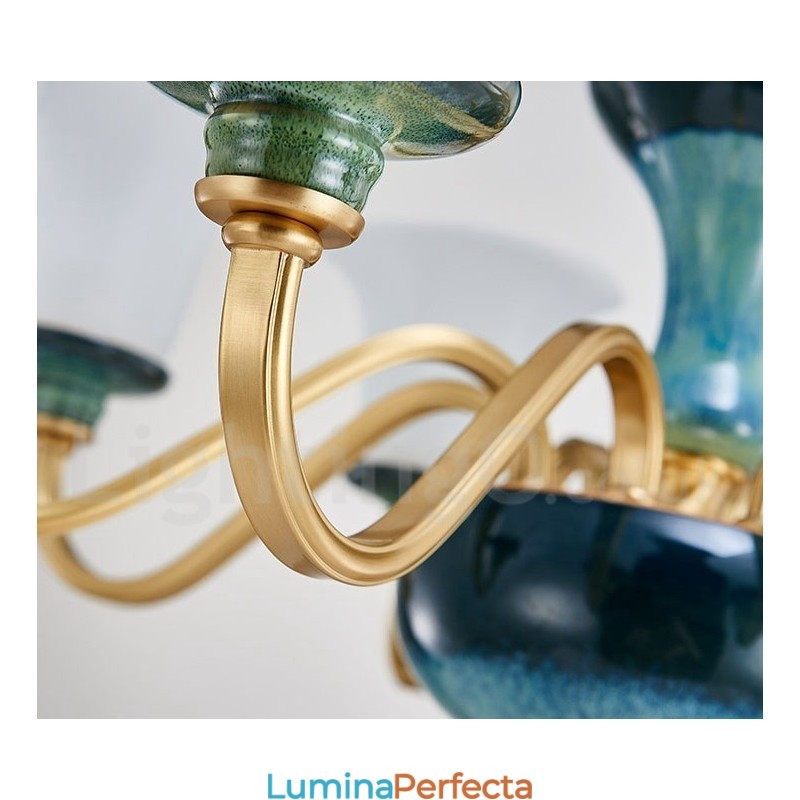 Candelabru cu pandantiv din alamă, retro, vintage, din ceramică, cu abajururi de sticlă