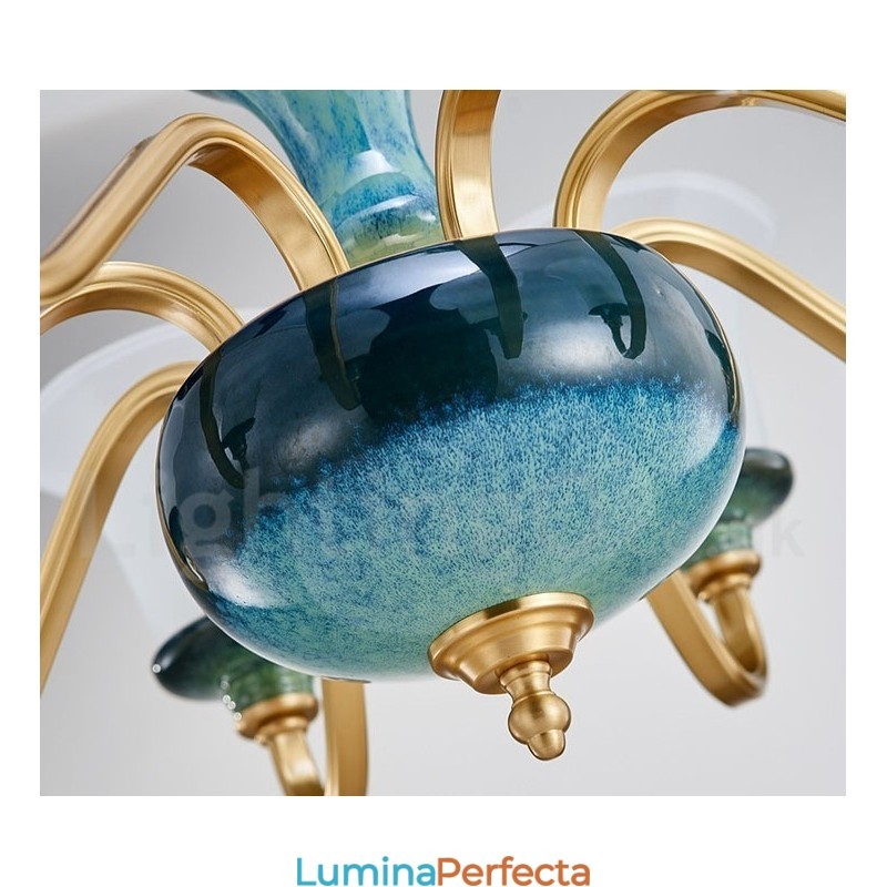 Candelabru cu pandantiv din alamă, retro, vintage, din ceramică, cu abajururi de sticlă