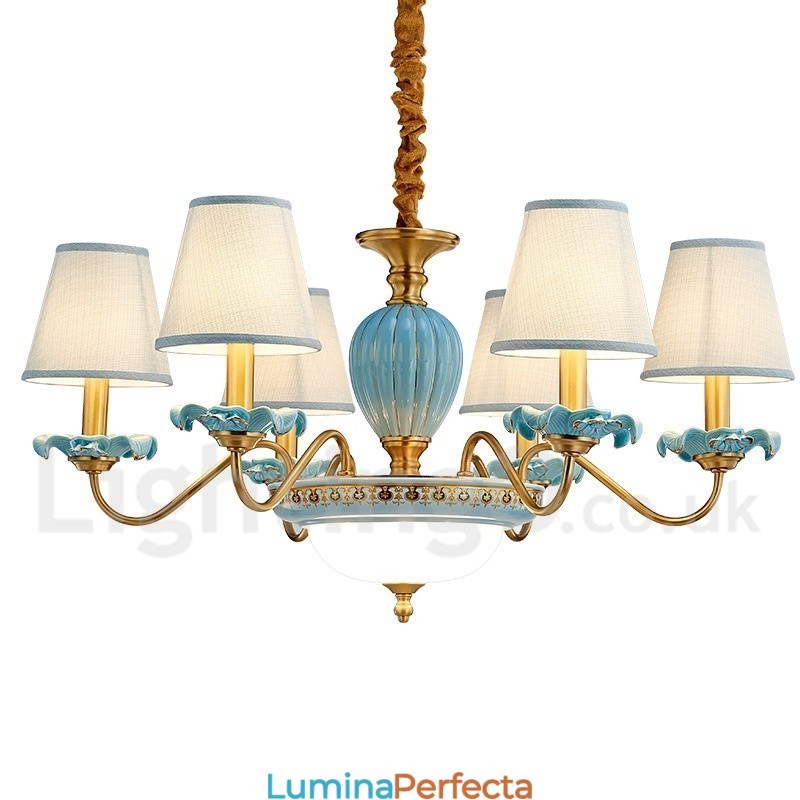 Candelabru cu pandantiv din alamă, retro, vintage, din ceramică, cu nuanțe de țesătură albastră