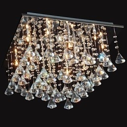 Candelabru tradițional din metal cromat din cristal