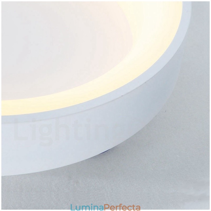 Plafoniera rotundă din lemn, dimmerabilă în mai multe culori, cu abajur din acril, în stil nordic