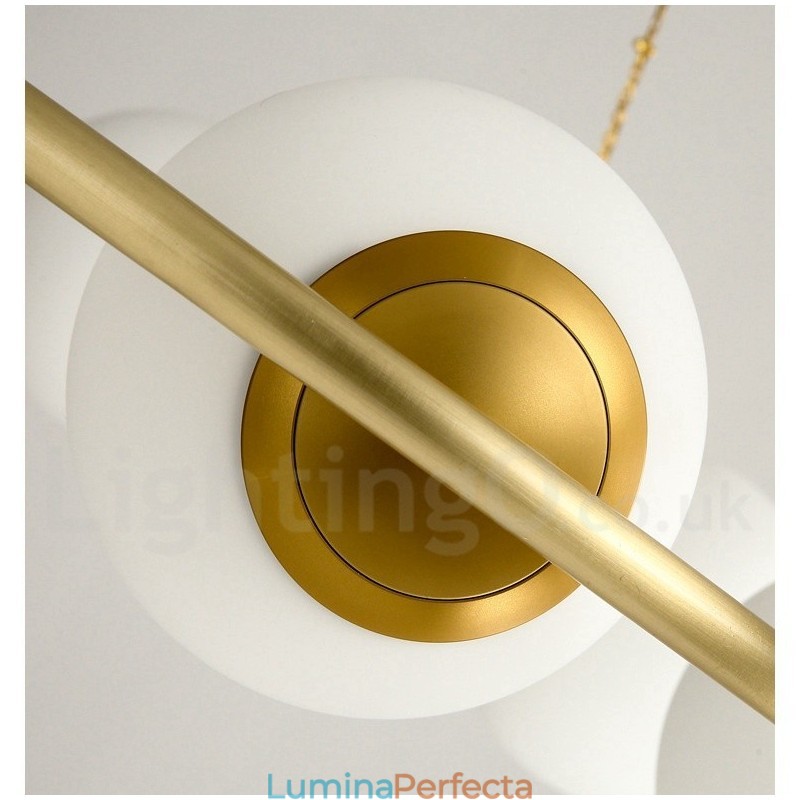 Candelabru rotund rustic Lodge în stil fasole din alamă pură cu nuanțe albe