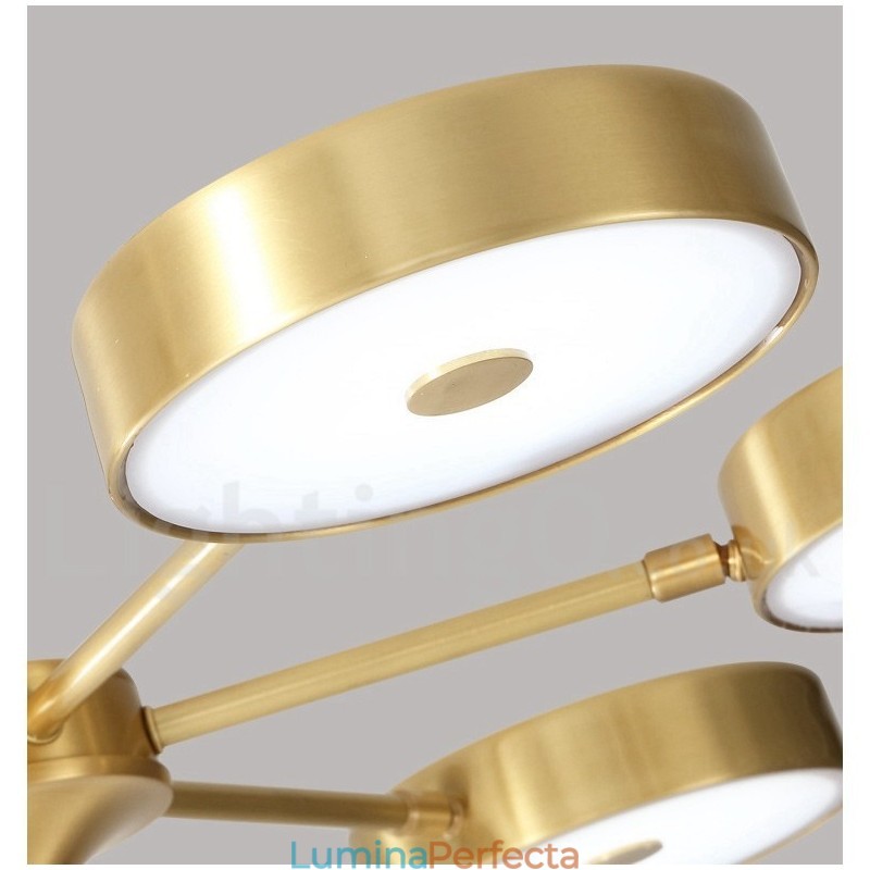 Candelabru rotativ din alamă pură Rustic Lodge cu nuanțe acrilice