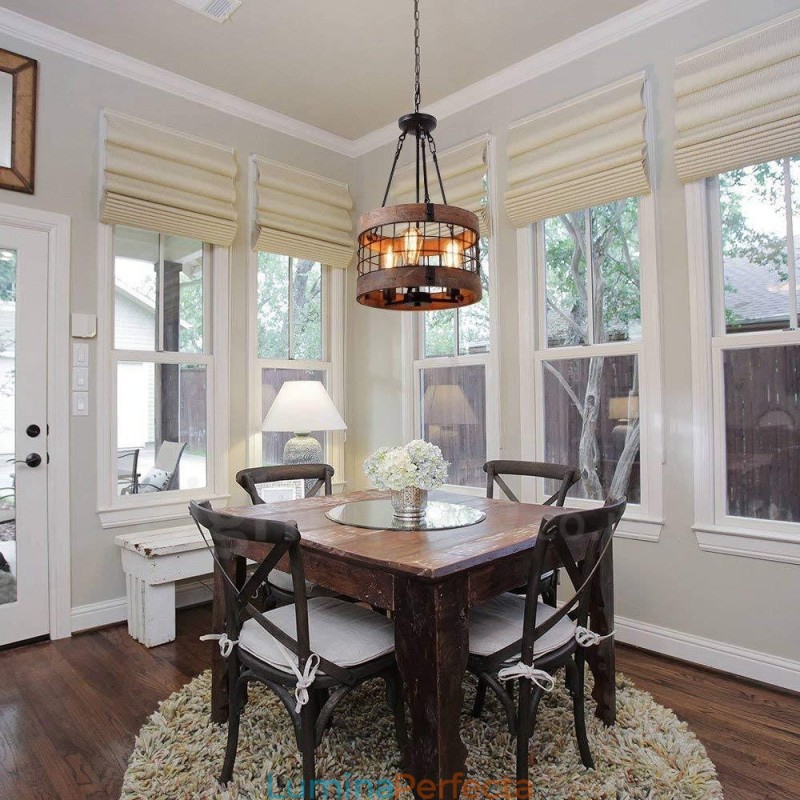 Candelabru din lemn vintage cu tambur cu 3 lumini. Iluminat liniar cu pandantiv din lemn