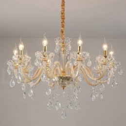 Candelabru de aur cu candelabru de cristal transparent