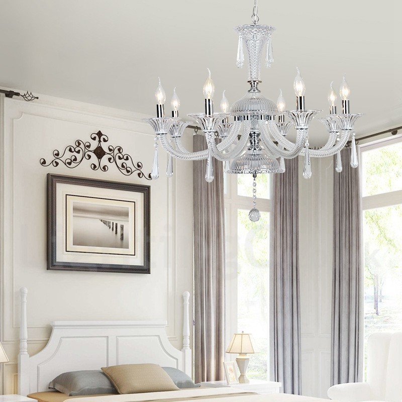 Candelabru de cristal transparent