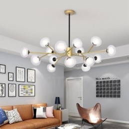 Sala de expoziții cu candelabru cu fasole magică postmodernă
