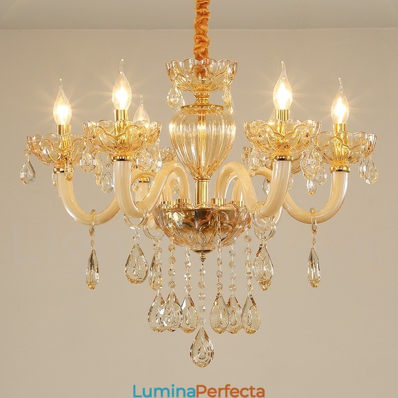 Candelabru de cristal cu 6 lumini de culoare șampanie