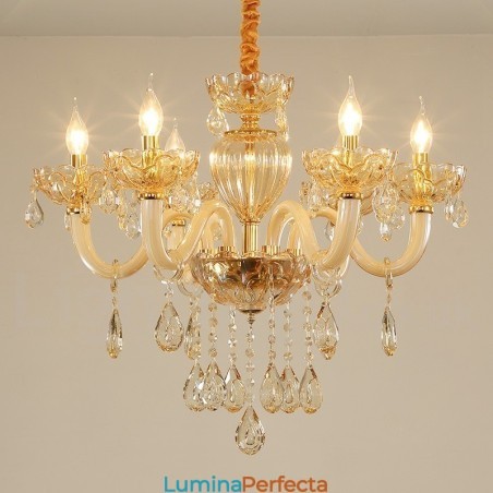 Candelabru de cristal cu 6 lumini de culoare șampanie Candelabru de cristal cu 6 lumini de culoare șampanie