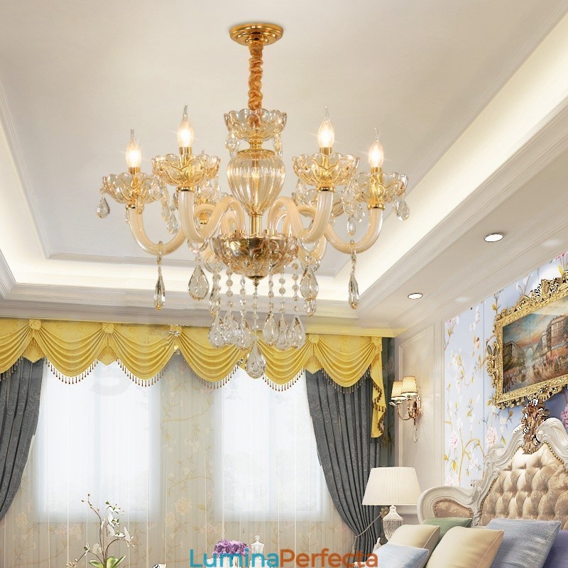 Candelabru de cristal cu 6 lumini de culoare șampanie