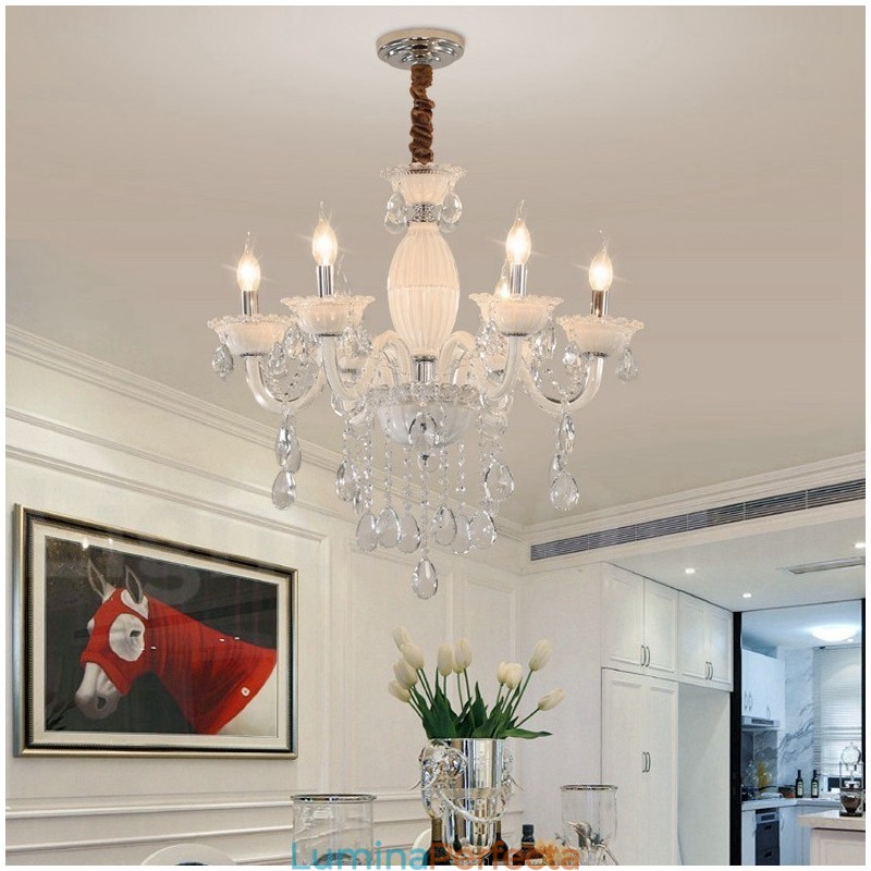 Candelabru alb cu 6 lumini cu cristal