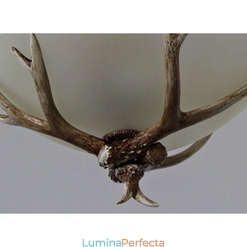 O lumină rustică artistică retro Antler antică cu abajur de sticlă