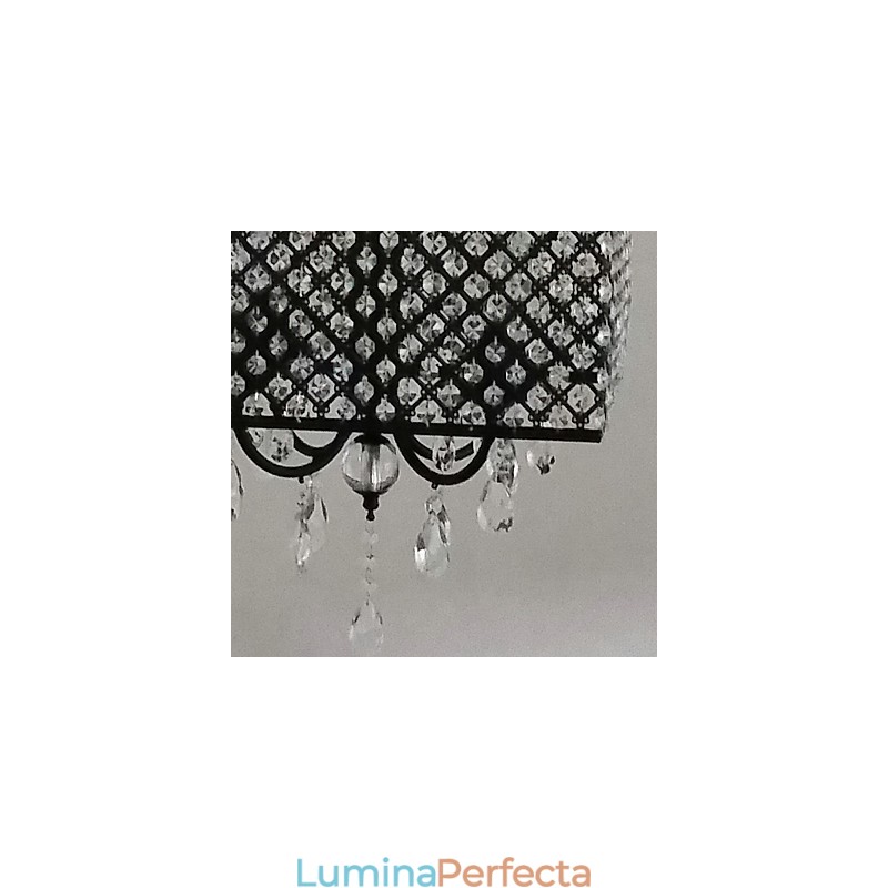 Candelabru din metal cu pictură clasică tradițională din cristal