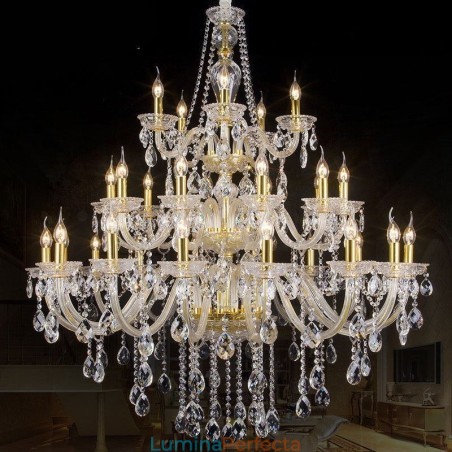 Plafoniera cu decorare candelabru din cristal de lux cu 32 de lumini Plafoniera cu decorare candelabru din cristal de lux cu 32 de lumini