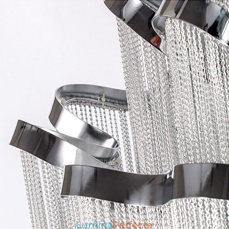 Lampă suspendată modernă elegantă cu ciucuri