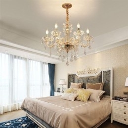 Candelabru de cristal elegant în stil european