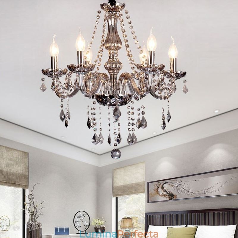 Candelabru elegant din cristal în stil european