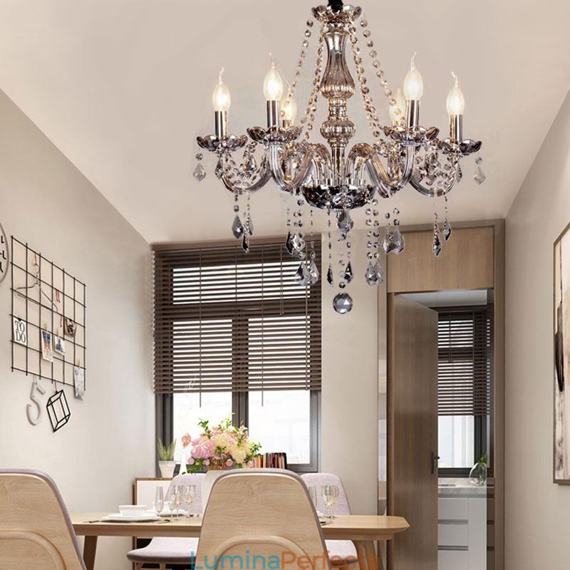 Candelabru elegant din cristal în stil european