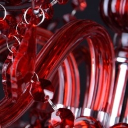 Candelabru din cristal european de culoare roșie