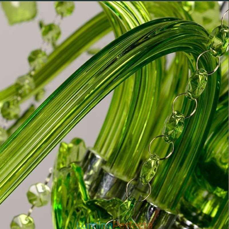 Candelabru de cristal în stil european. Lampă verde unică
