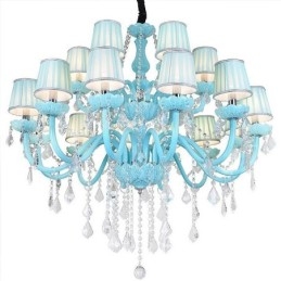 Candelabru european mare de cristal de culoare albastră