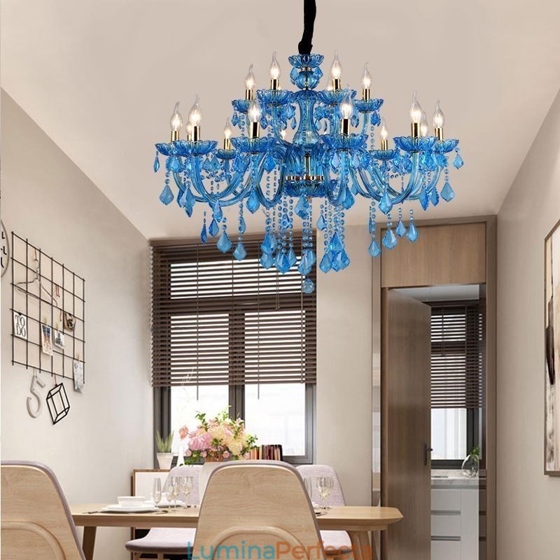 Candelabru elegant din cristal albastru european