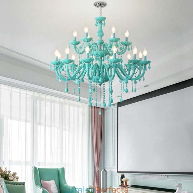 Candelabru din cristal elegant, suspendat mare european