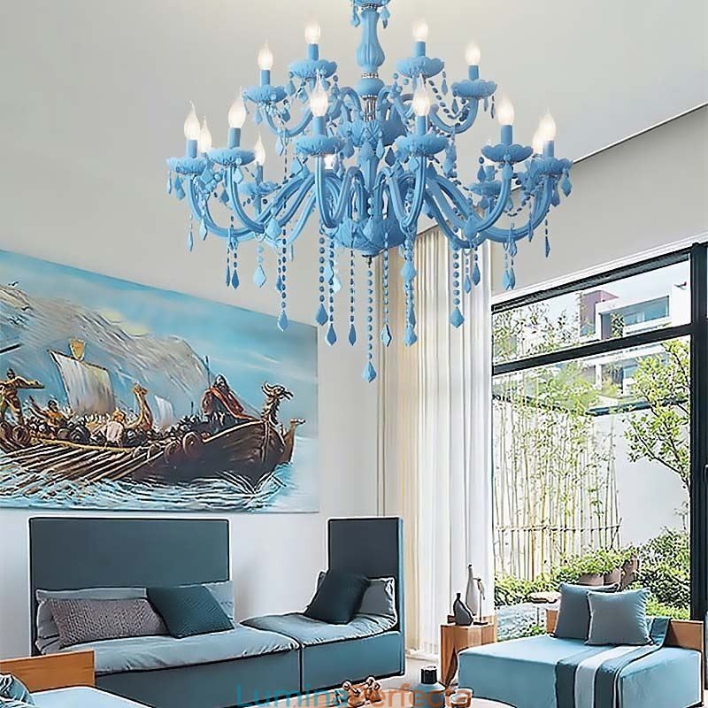 Candelabru din cristal elegant, suspendat mare european