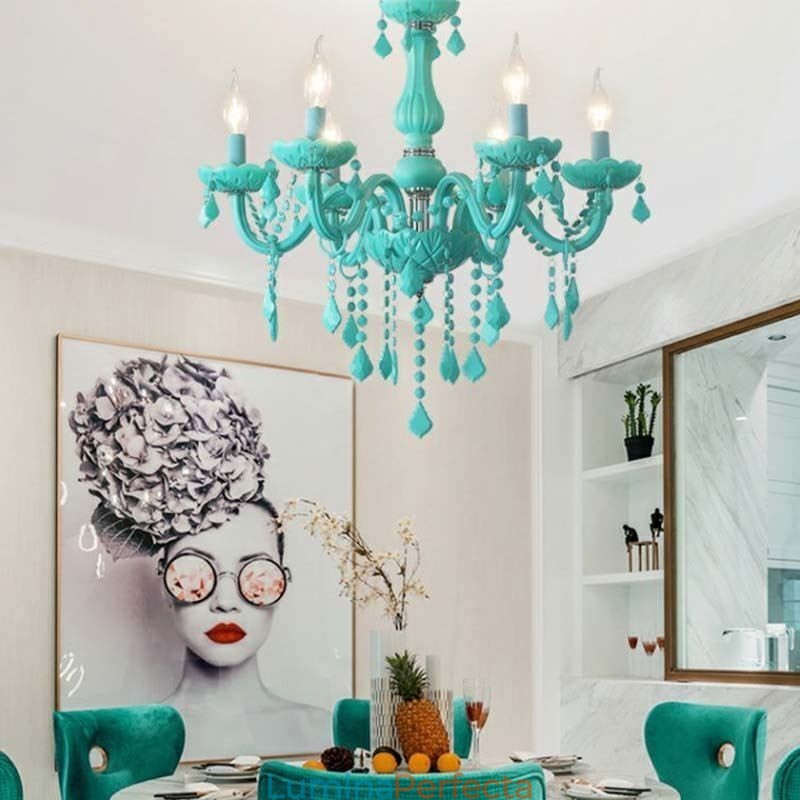 Candelabru din cristal elegant, suspendat mare european