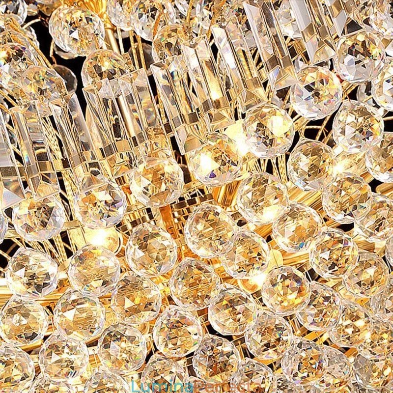 Candelabru din Imperiul de Cristal European Lumină cu pandantiv mare de culoare aurie