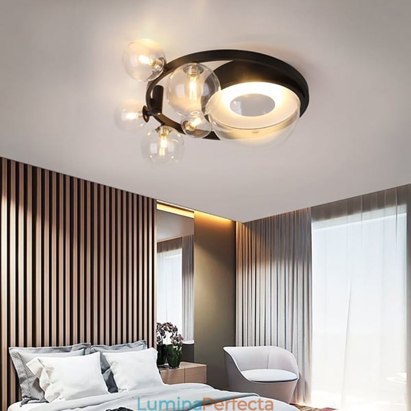 Plafoniera din sticlă decorativă, modernă, minimalistă, montată la nivel